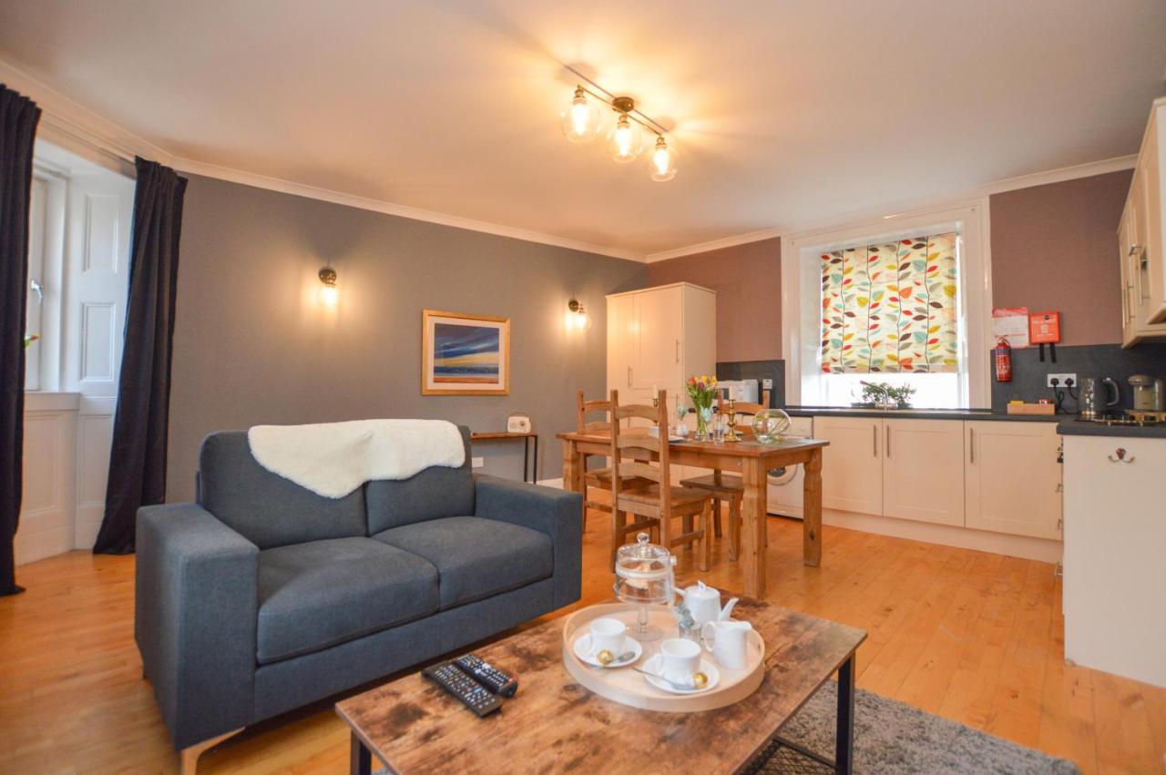 The Gallery Apartment - Oban Town Centre Apartment, Walkable To Ferry Terminal Extérieur photo