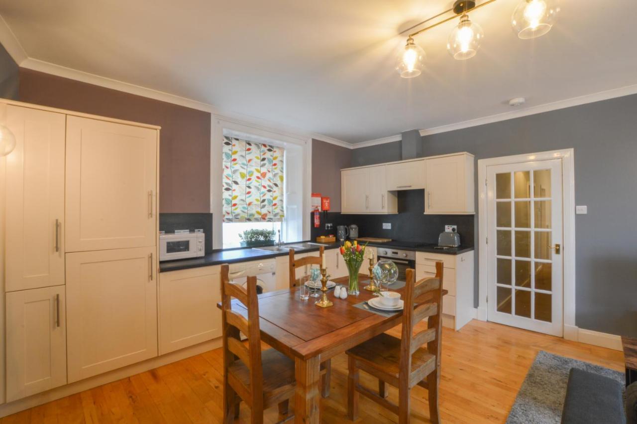 The Gallery Apartment - Oban Town Centre Apartment, Walkable To Ferry Terminal Extérieur photo
